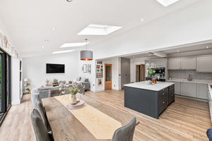 Kitchen/Dining/Family Room- click for photo gallery